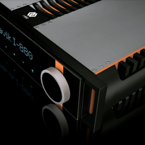 Aavik I-880