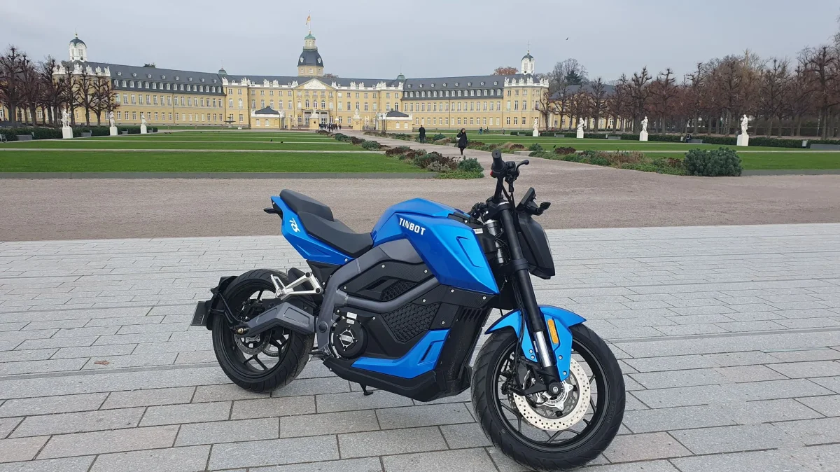 Elmotorcykel TINBOT RS1 – 20000W Peak power – 120 km/h – Räckvidd 20 mil
